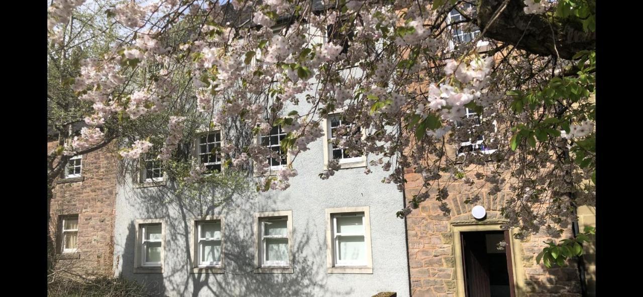 Historic Old Town 2 Bed Ground Floor Apartment Stirling Exterior photo